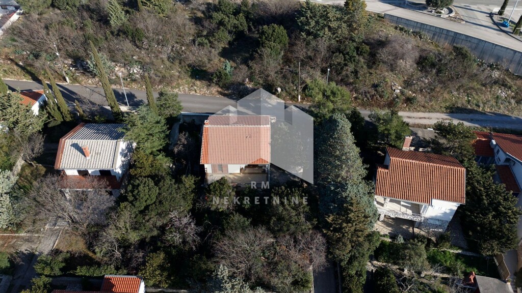 Image 6241480 - 8