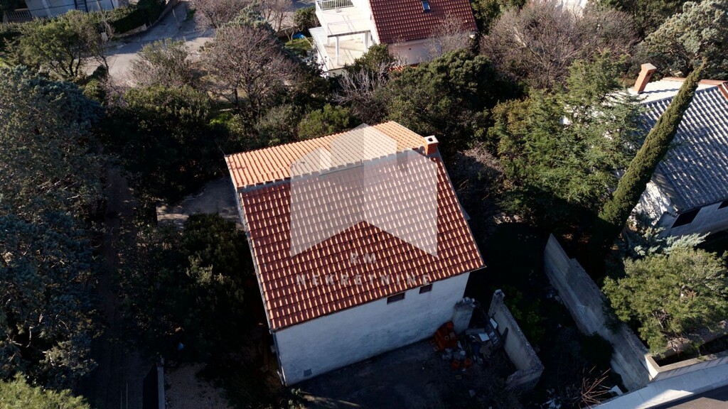 Image 6241480 - 7