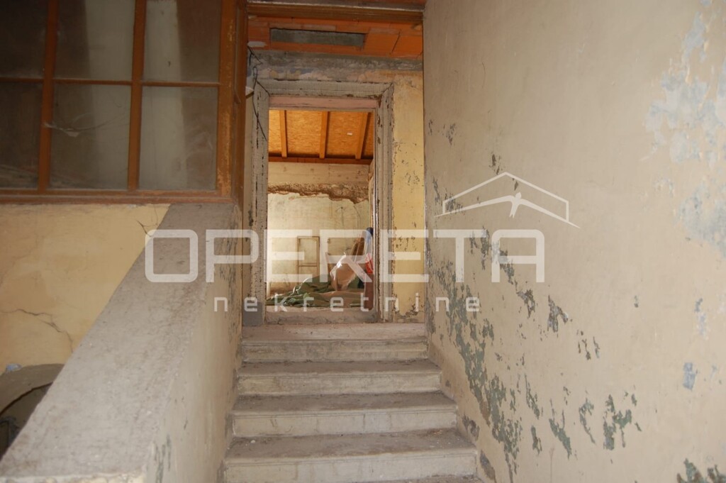 Image 6241625 - 10