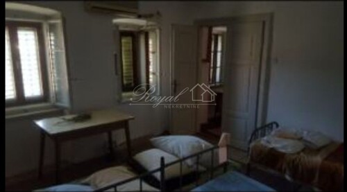 Thumbnail 6241631 - 12