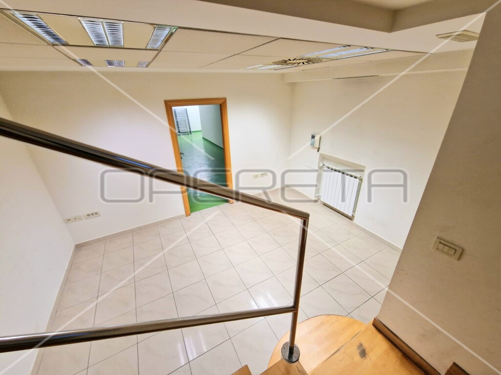 Image 6241863 - 7