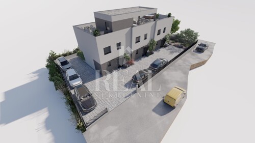 Thumbnail 6242011 - 3