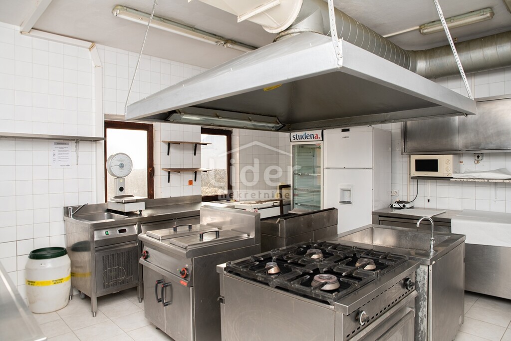 Image 6242159 - 11