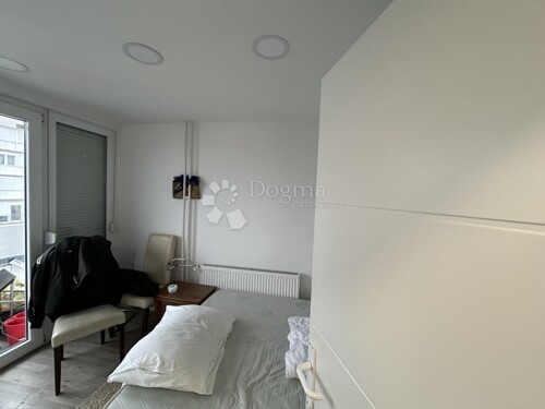 Thumbnail 6242169 - 15