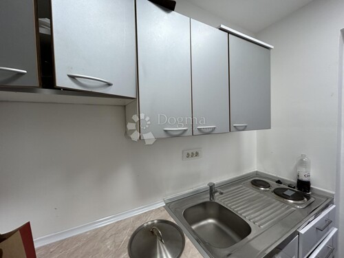 Thumbnail 6242169 - 7