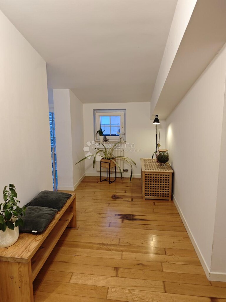 Image 6242206 - 9