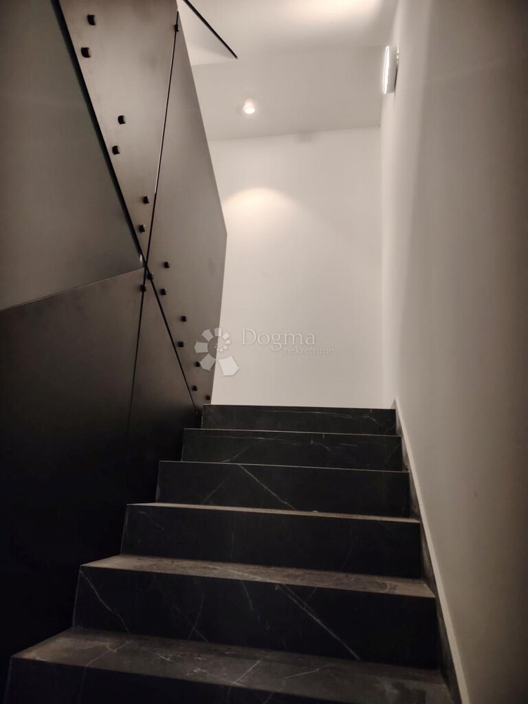 Image 6242233 - 5