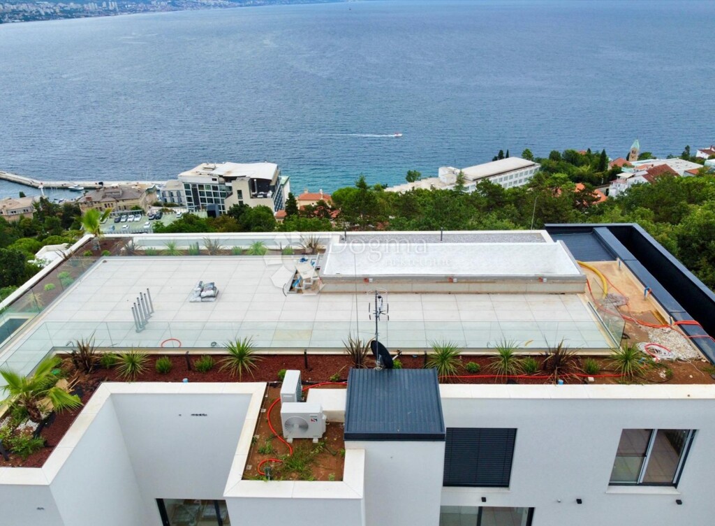 Image 6242236 - 7