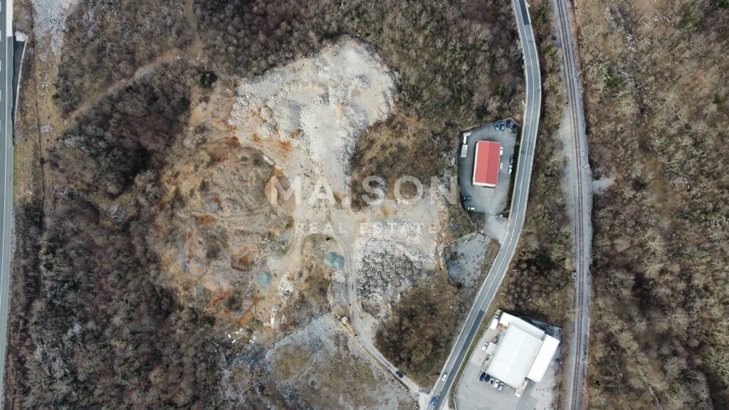 Image 6242336 - 9