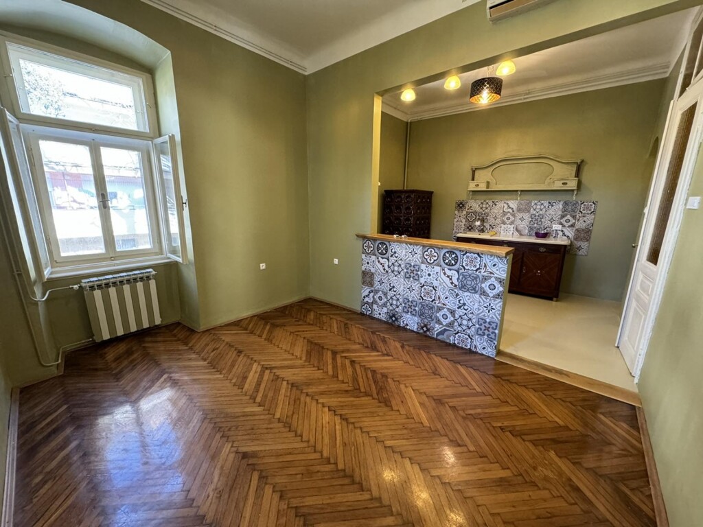 Image 6242469 - 3