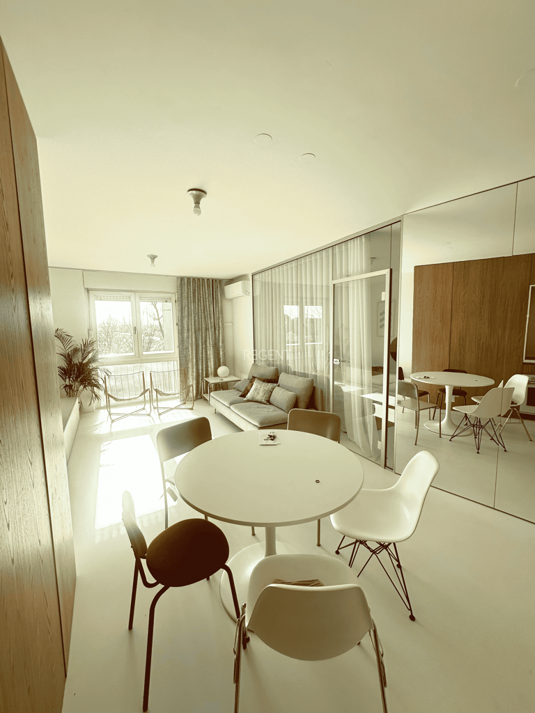 Image 6242489 - 7