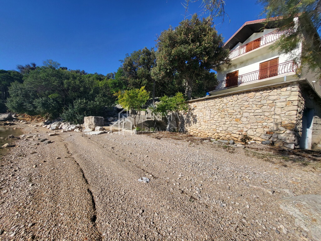 Image 6242490 - 2