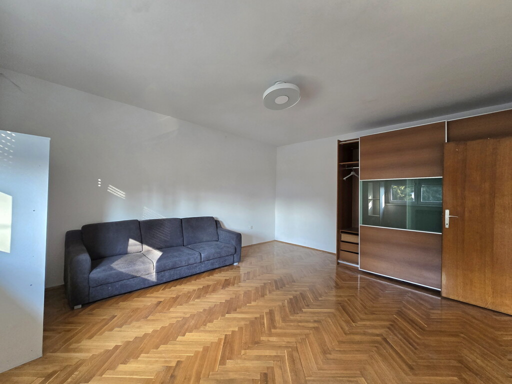 Image 6242683 - 5