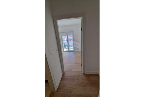Thumbnail 6243048 - 13