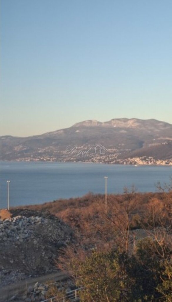 Image 6243049 - 9