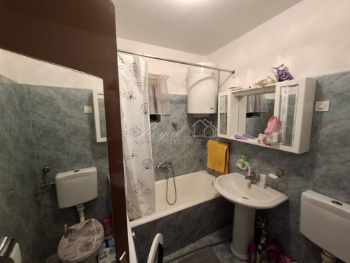 Thumbnail 6243055 - 10