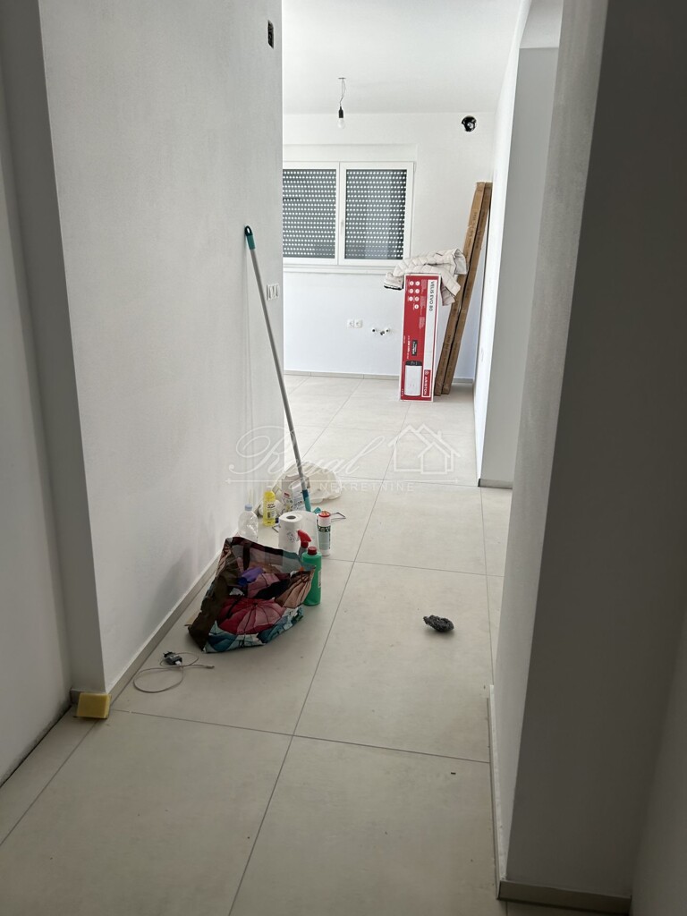 Image 6243064 - 7