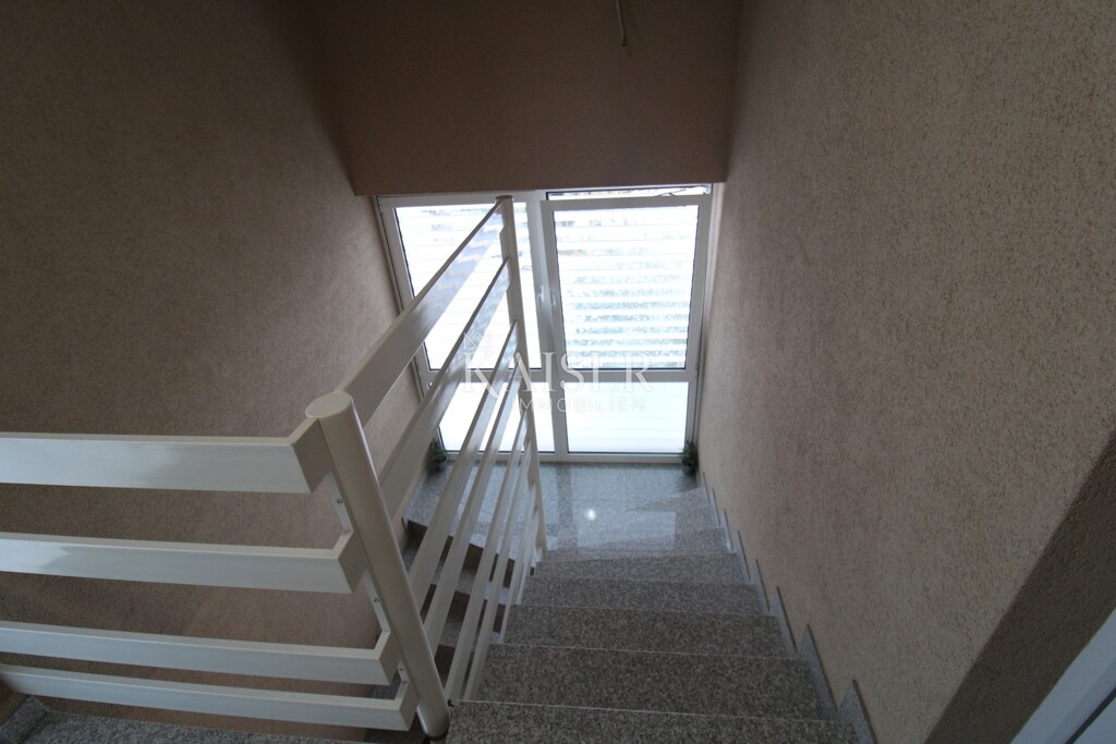 Image 6243078 - 5