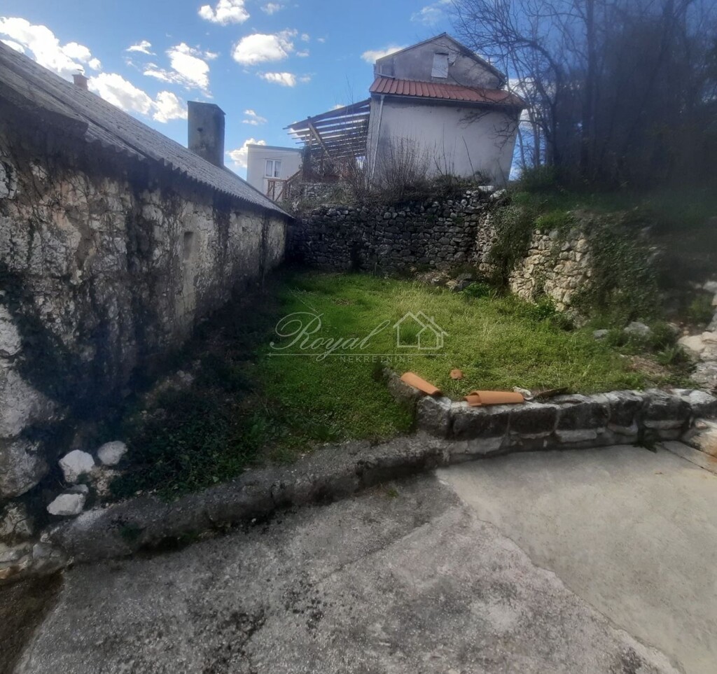 Image 6243484 - 8