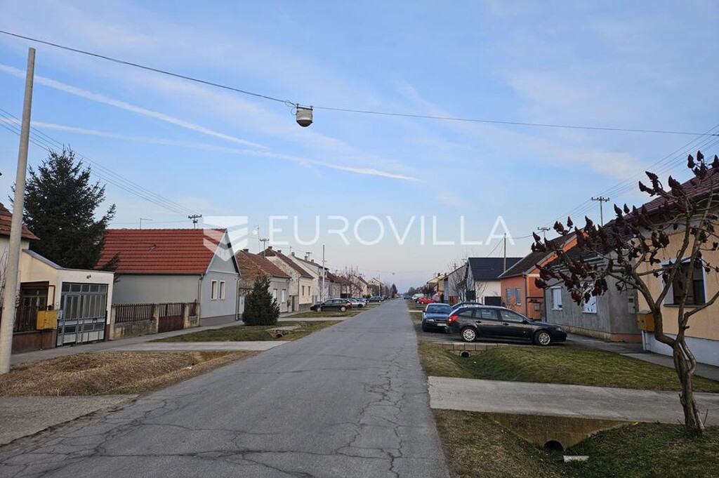 Image 6243677 - 1