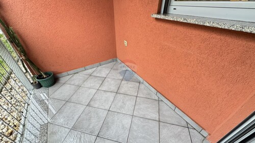 Thumbnail 6243703 - 3