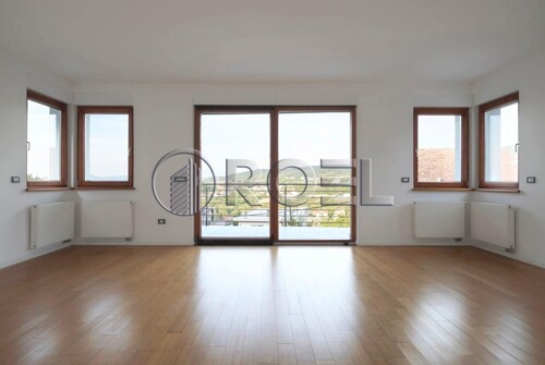 Thumbnail 6243742 - 11