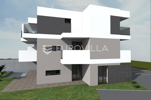 Thumbnail 6244261 - 3