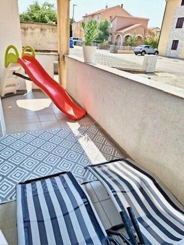 Thumbnail 6244415 - 11