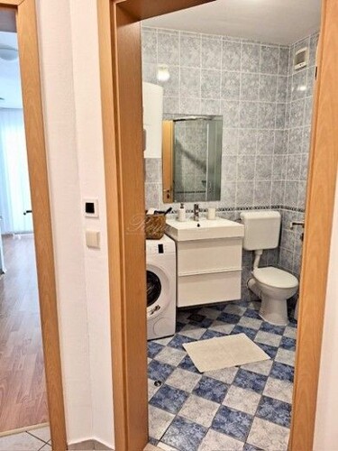 Thumbnail 6244415 - 9