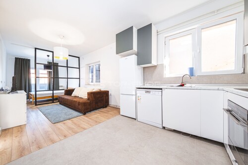 Trnava, Novogradnja, Garsonjera sa loggiom, 35m2