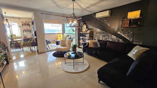 Thumbnail 6244849 - 6