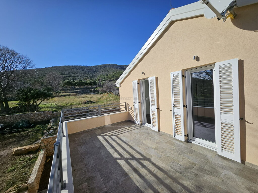 Image 6244920 - 9
