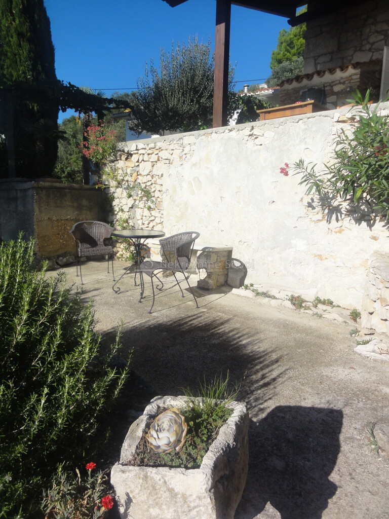 Image 6244978 - 7