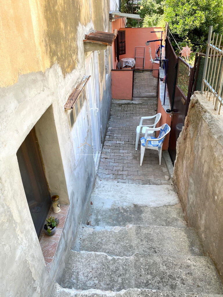 Image 6244996 - 8