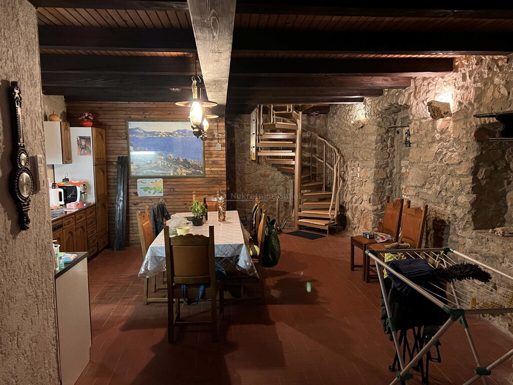 Image 6245012 - 7