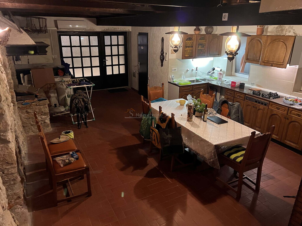 Image 6245012 - 9