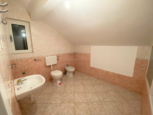 Thumbnail 6245029 - 9