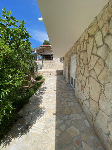 Thumbnail 6245035 - 9