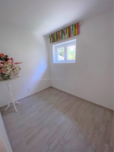 Thumbnail 6245035 - 24