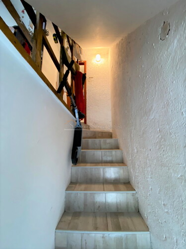 Thumbnail 6245036 - 12