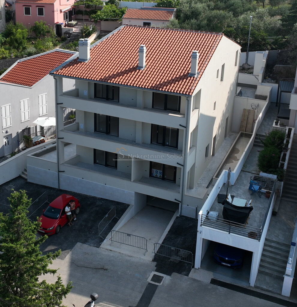 Image 6245100 - 5