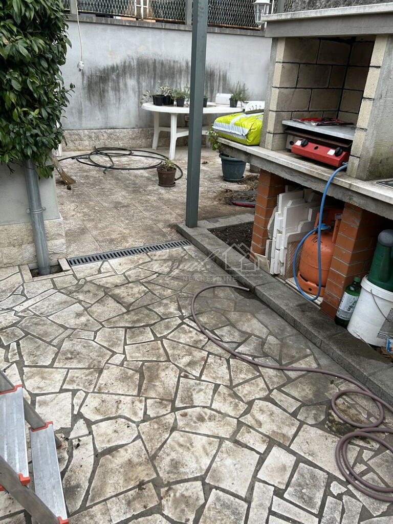 Image 6245292 - 20