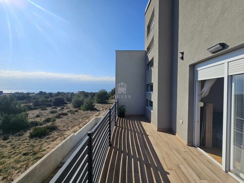Dvosoban apartman sa prostranom terasom, pogled na more- Srpljica,VIR