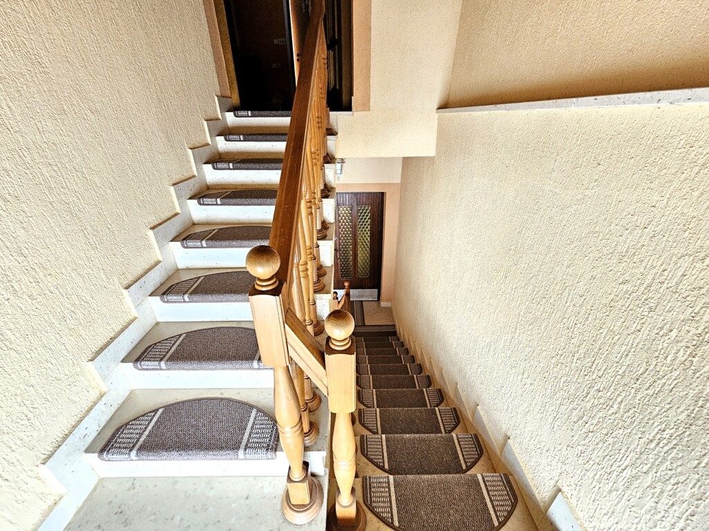 Image 6245855 - 15