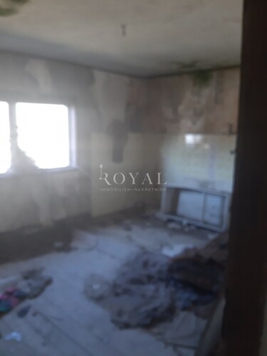 Thumbnail 6245878 - 11
