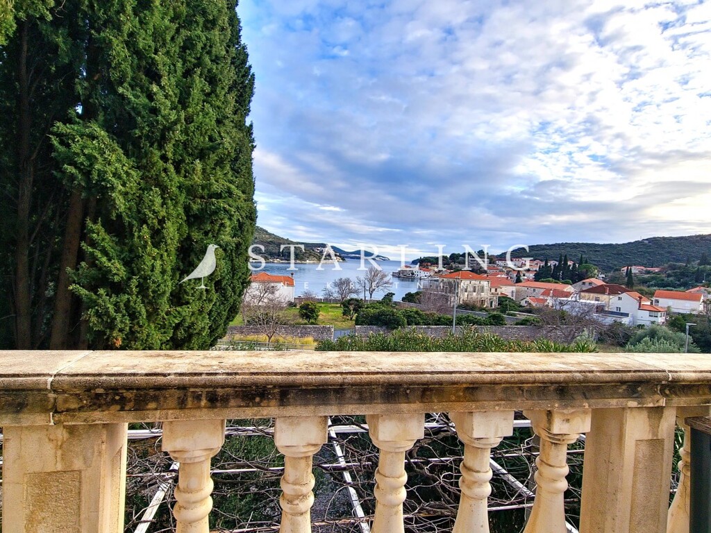 Image 6245910 - 8