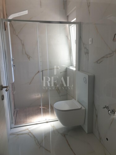 Thumbnail 6246202 - 8