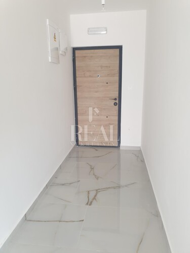 Thumbnail 6246202 - 4