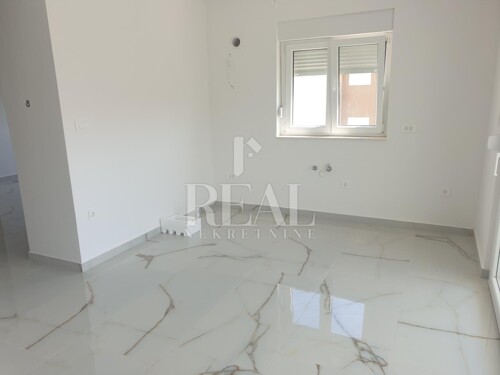 Thumbnail 6246202 - 3