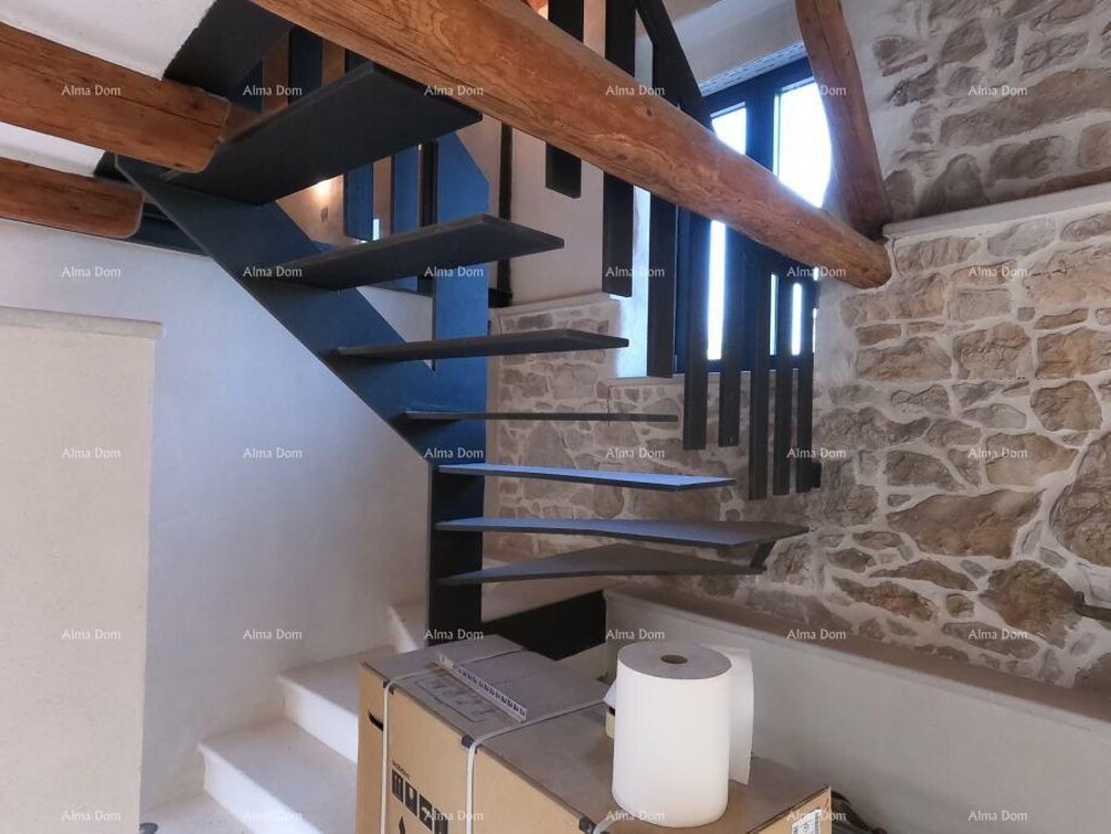Image 6246213 - 7